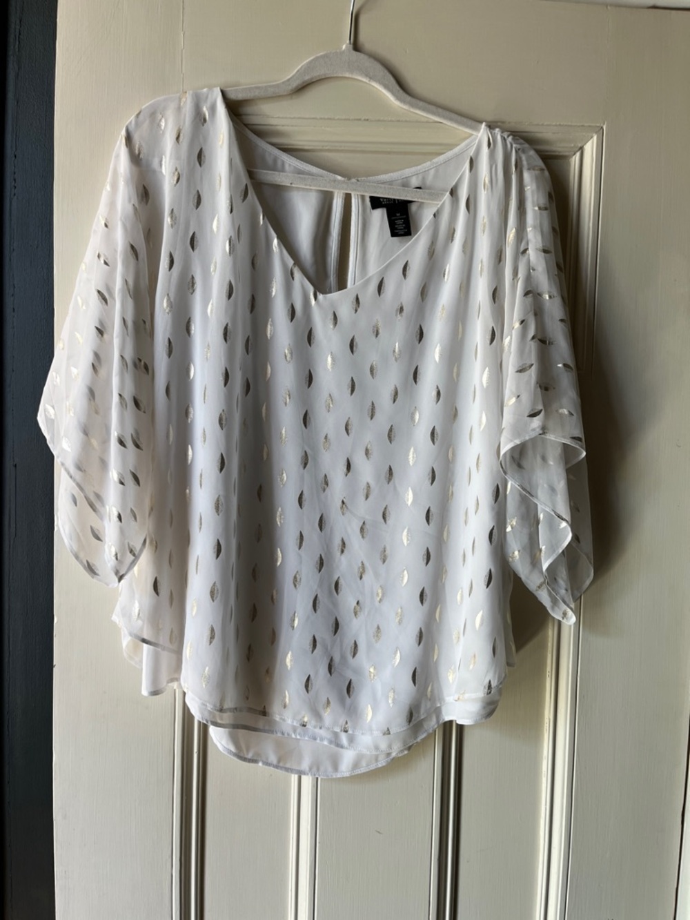 White House Black Market White Blouse with Metallic Gold Leaf Motif